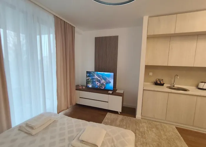 Komitet Planet Apartments, Parking Free Apartament Ni