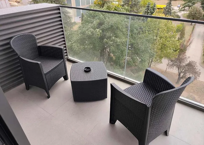 Apartament Komitet Planet Apartments, Parking Free Ni