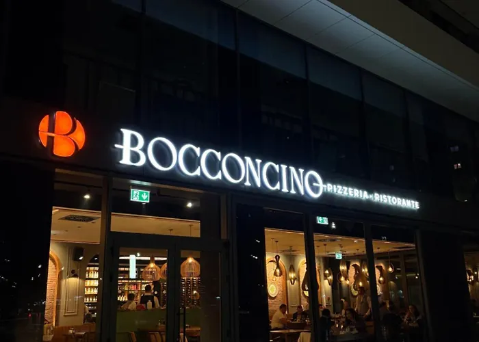 Komitet Planet Apartments, Parking Free Apartament