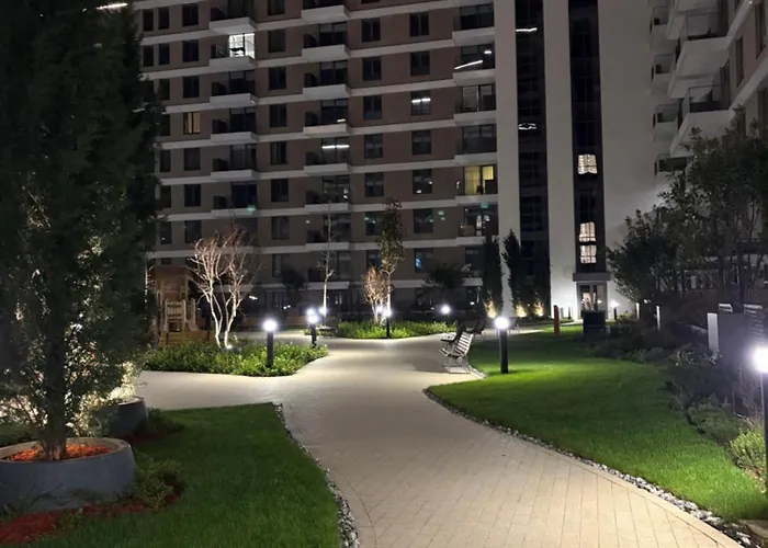 Komitet Planet Apartments, Parking Free Ni